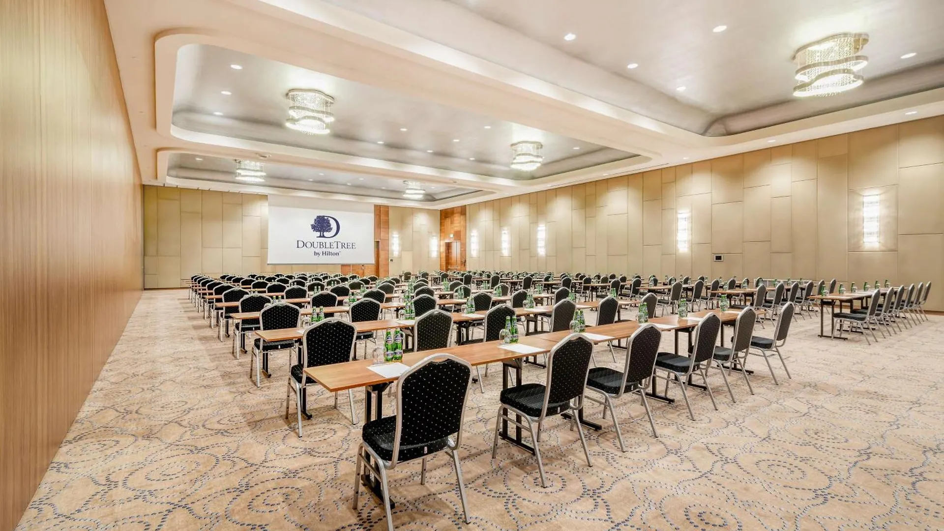 Doubletree By Hilton Krakow Hotel & Convention Center