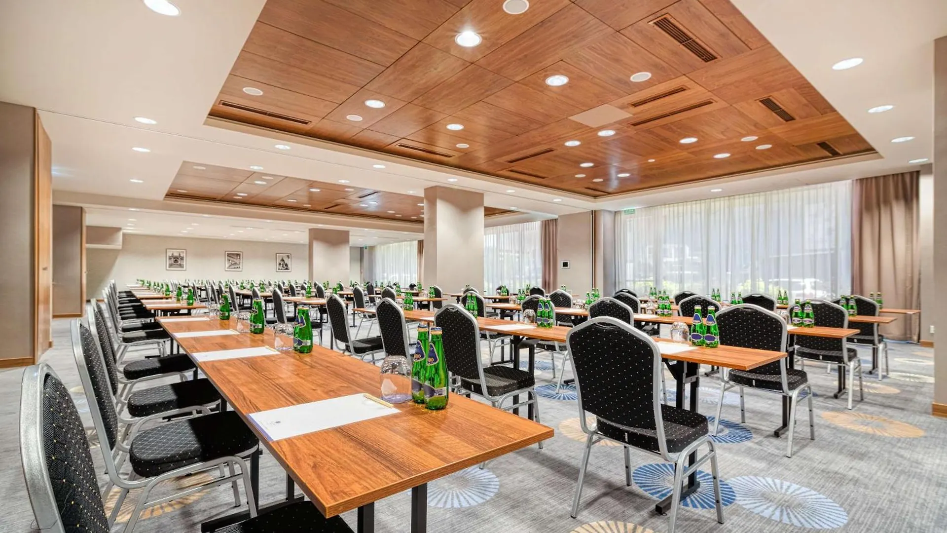 Doubletree By Hilton Krakow Hotel & Convention Center Polen