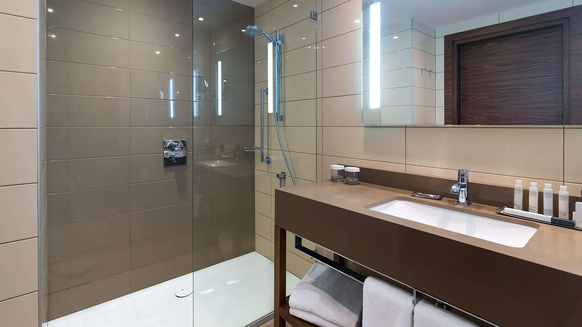 Doubletree By Hilton Krakow Hotel & Convention Center