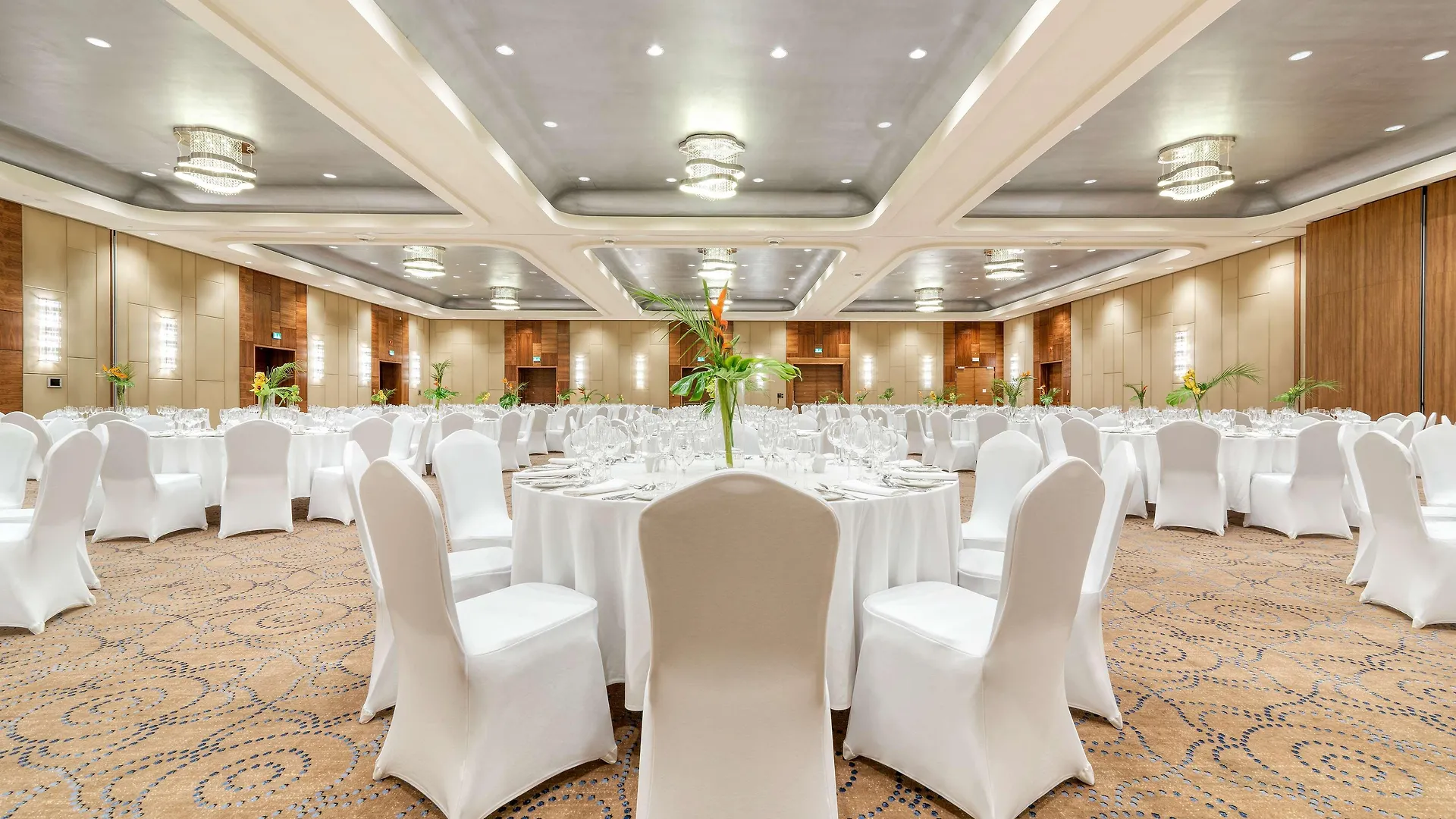 Doubletree By Hilton Krakow Hotel & Convention Center