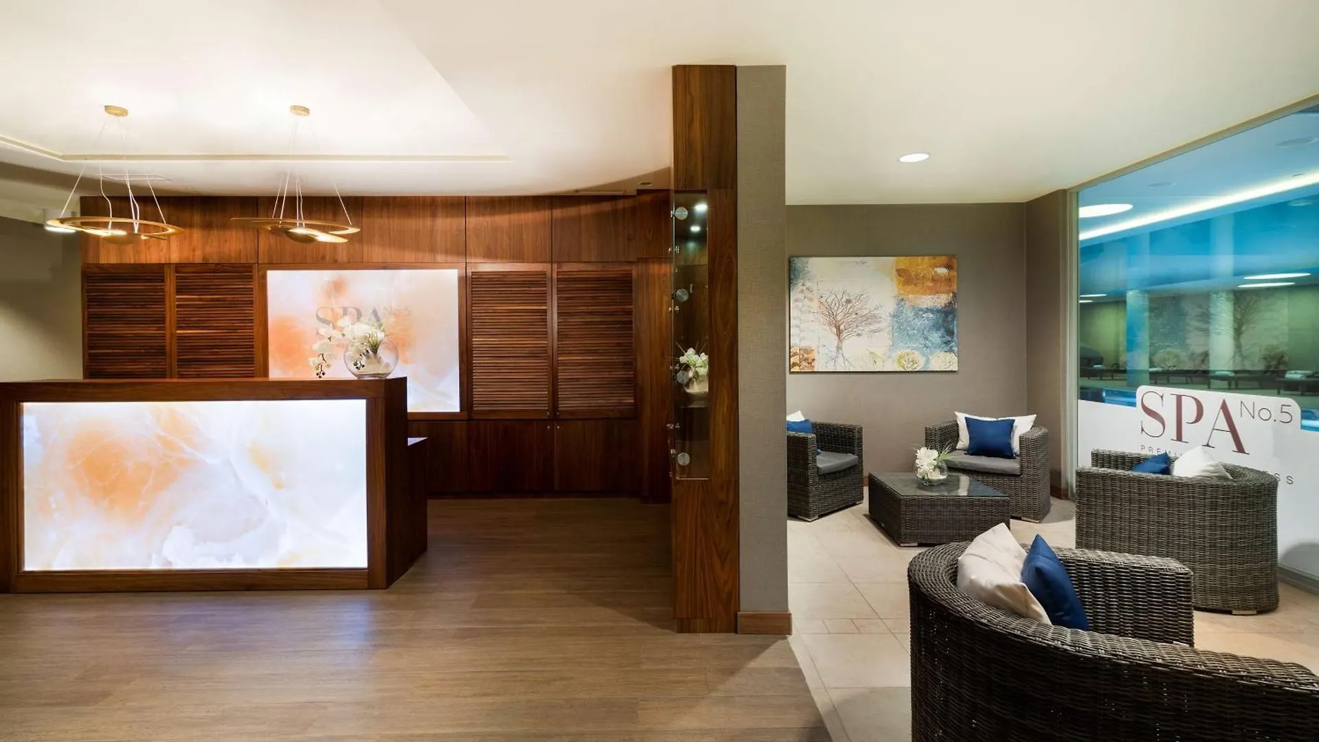 Doubletree By Hilton Krakow Hotel & Convention Center