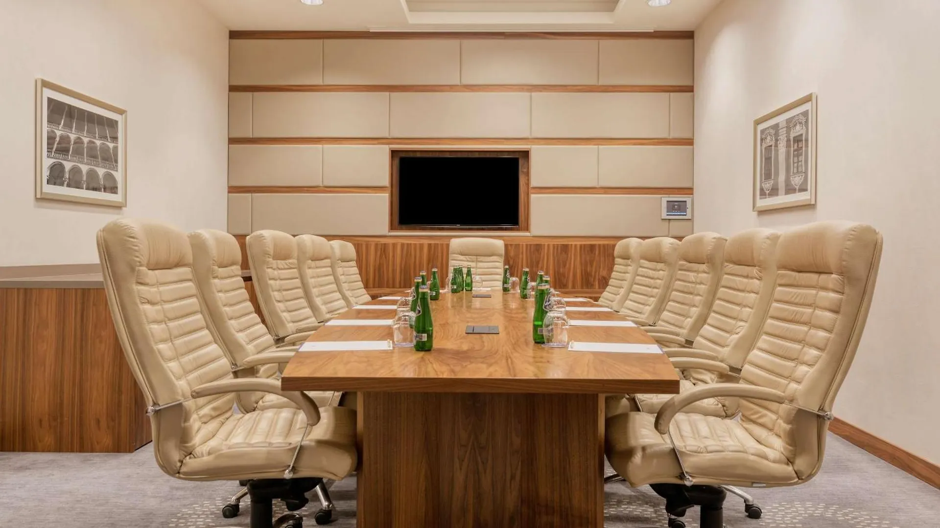 Doubletree By Hilton Krakow Hotel & Convention Center